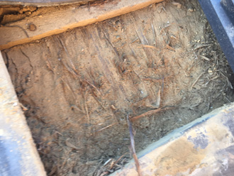 防水紙はとんとんが使われている