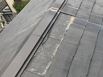 吹田市でスレート飛散から雨漏りの不安、雨樋も火災保険で修繕