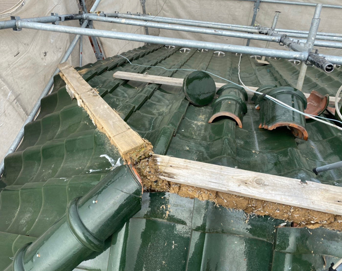 棟取り直し工事　棟の解体