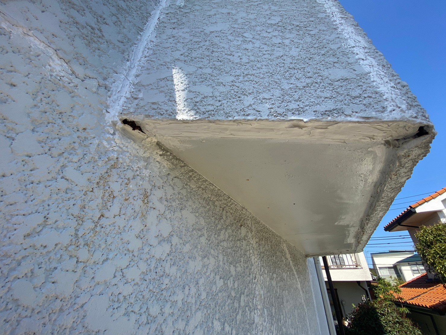 守山区で出窓からの雨漏り