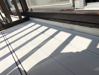 サッシは雨漏りの原因になりやすいです