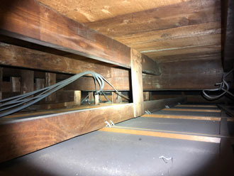 点検口からも調査