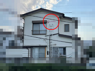 実は高所での作業です