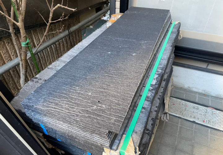 ケイミュー製のコロニアルクアッド