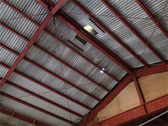 倉庫屋根の改修工事