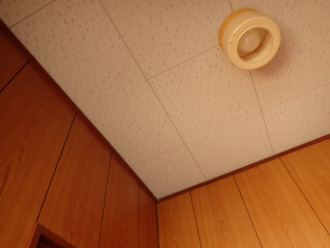 天井の化粧板交換完了