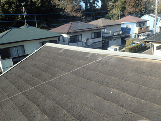 風で捲れあがった棟板金