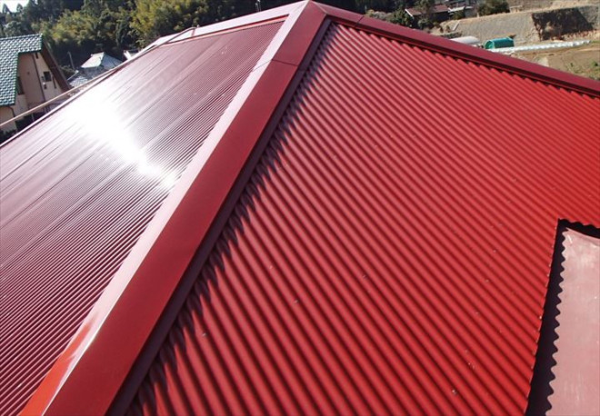 屋根カバー工事が完工