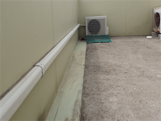 鴨川市内浦にて購入された店舗の内装リフォーム前に雨漏りの補修工事をご検討