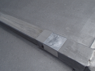 板橋区西台の瓦棒屋根からの雨漏りの工事前仮補修