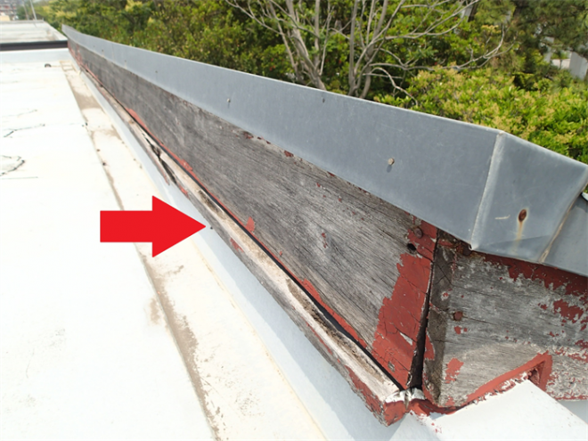 防水取り合いの木材