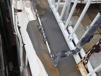 劣化した防水シート