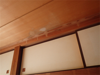 室内への雨漏り