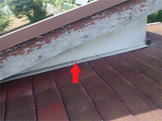 屋根との取り合い