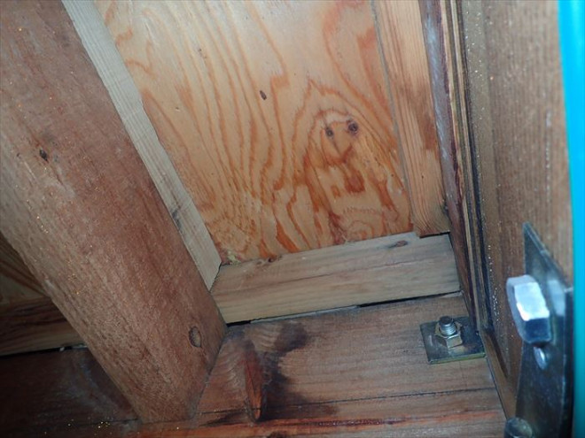 下地での雨漏り確認