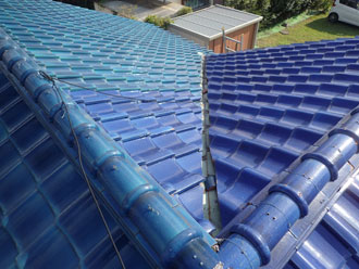 2か所目に交換した谷板金