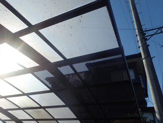 カーポートのポリカを張り替え