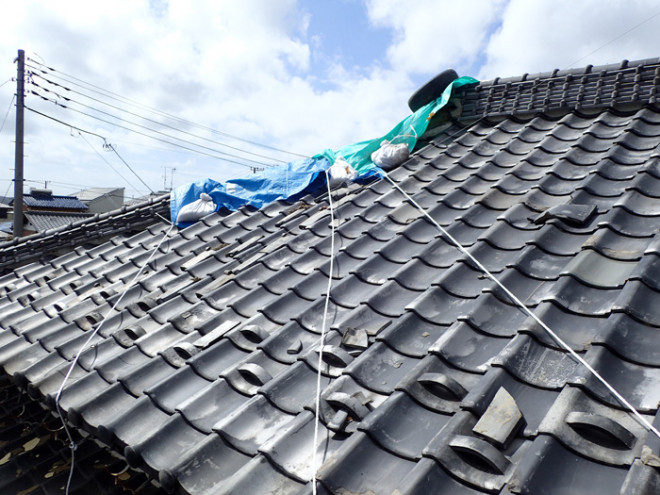 墨田区本所で台風被害から瓦が落下し雨漏りの発生