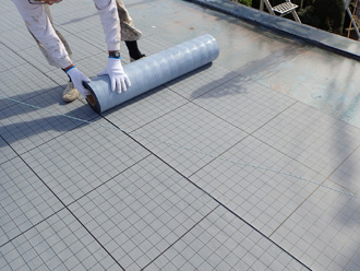 通気緩衝シートを敷設