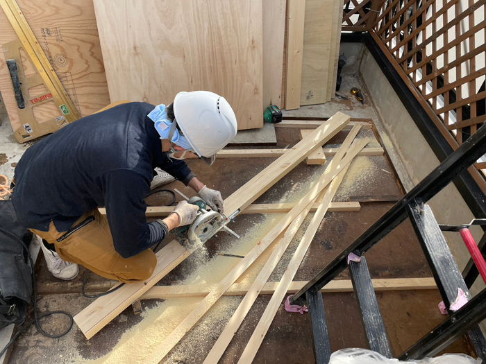 雨漏りを防ぐために必要なバルコニー防水工事｜杉並区今川で行った施工事例をご紹介