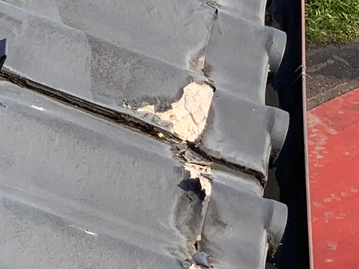 セメント瓦軒先の劣化