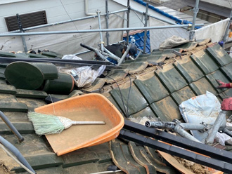 棟取り直し工事　棟の解体と清掃