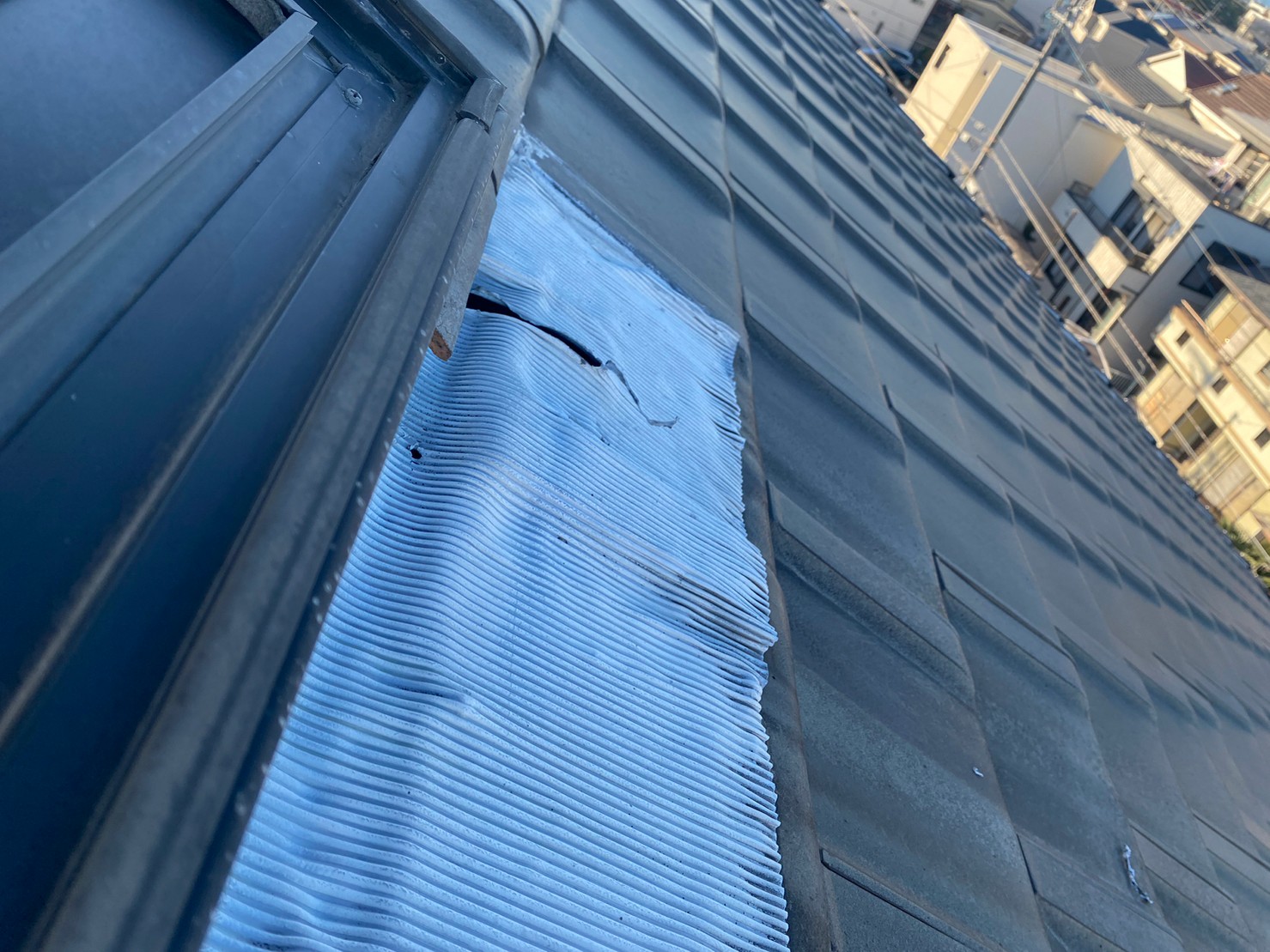 守山区のトップライトエプロン穴あき