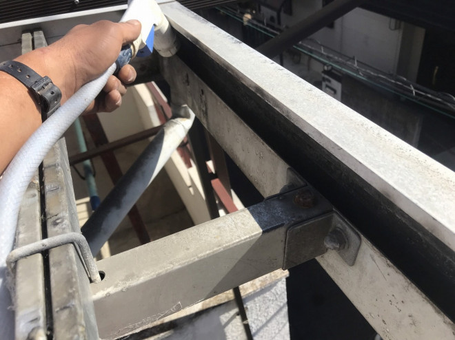 テラス内樋清掃