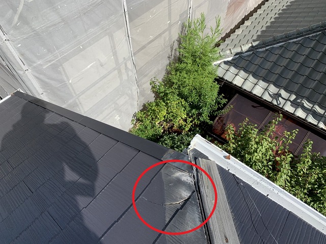 棟板金下瓦破損