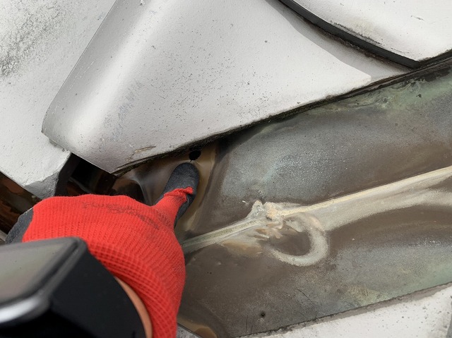 谷樋ピンホール確認