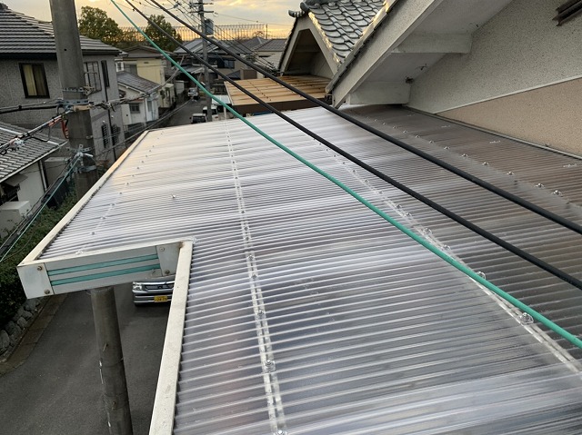 波板張替え完了鉾から