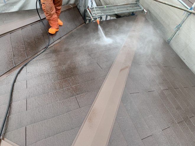 春日井市、屋根塗装、高圧洗浄