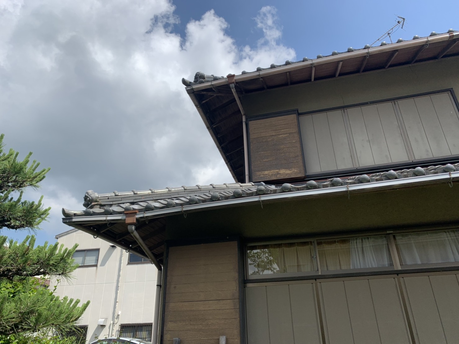 既設雨樋現況正面