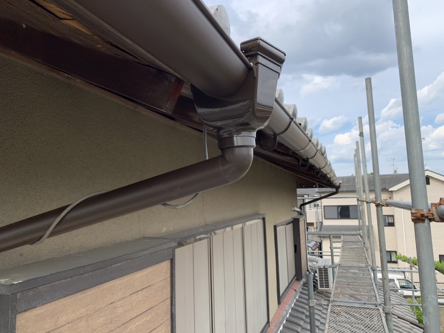 雨樋取替完了　側面