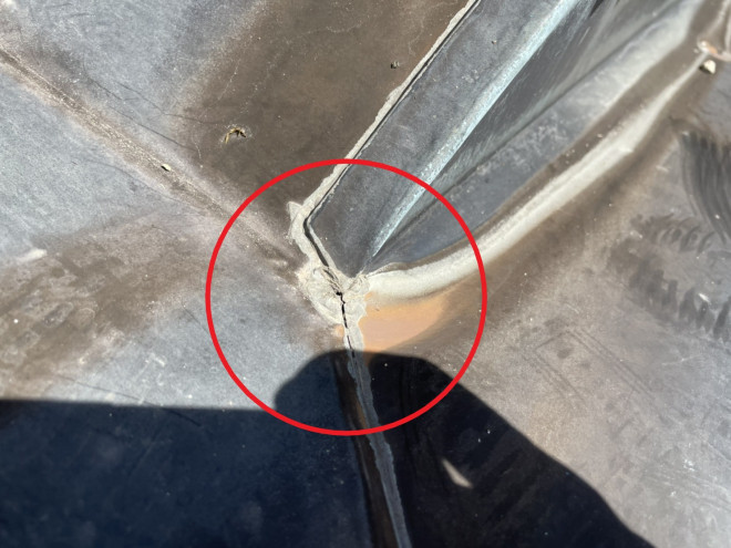 谷樋接続部亀裂