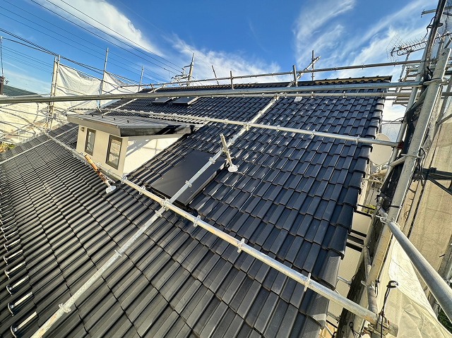 羽生市　屋根葺き替え 屋根葺き直し 屋根カバー工事 屋根カバー工法  漆喰取り直し 漆喰詰め直し 漆喰詰め増し  雪止め設置  防水工事  部分塗装