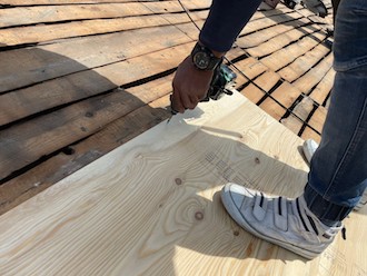 野地板増し張り