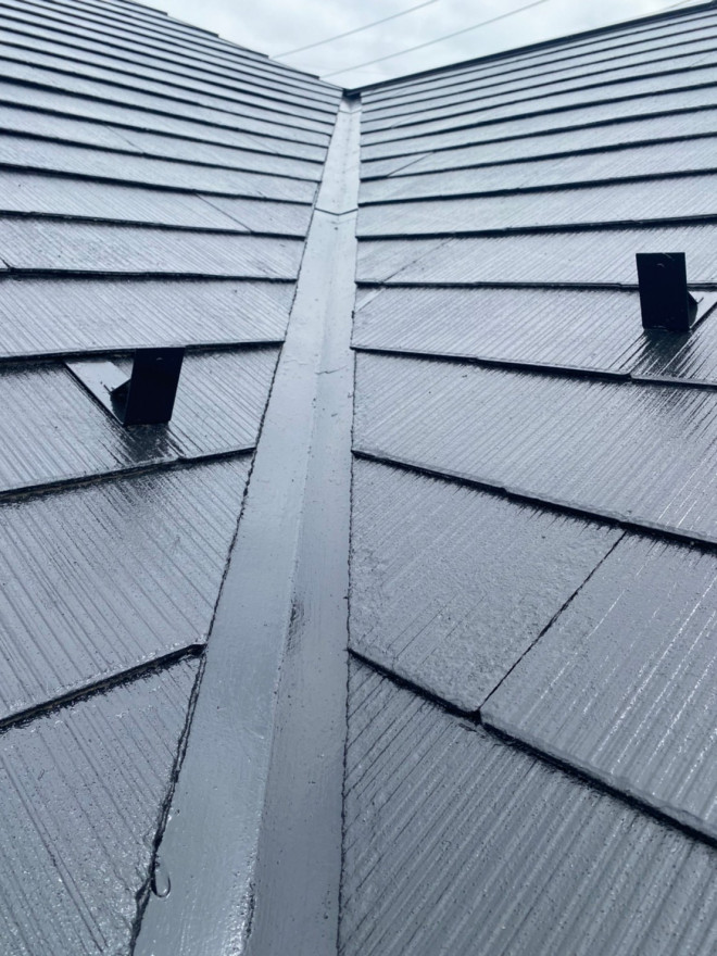 守山区の屋根谷部