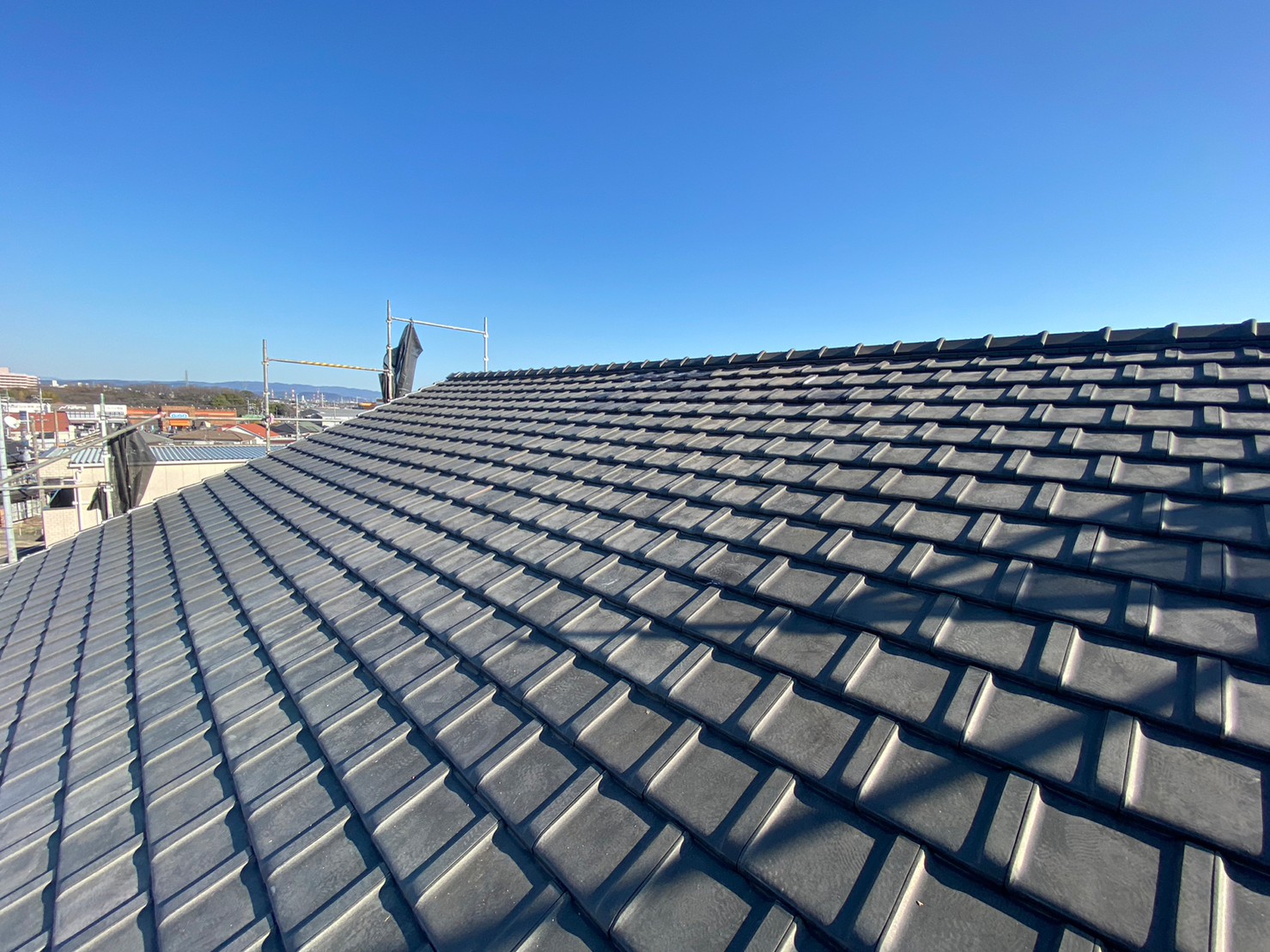 守山区で天窓撤去後の屋根