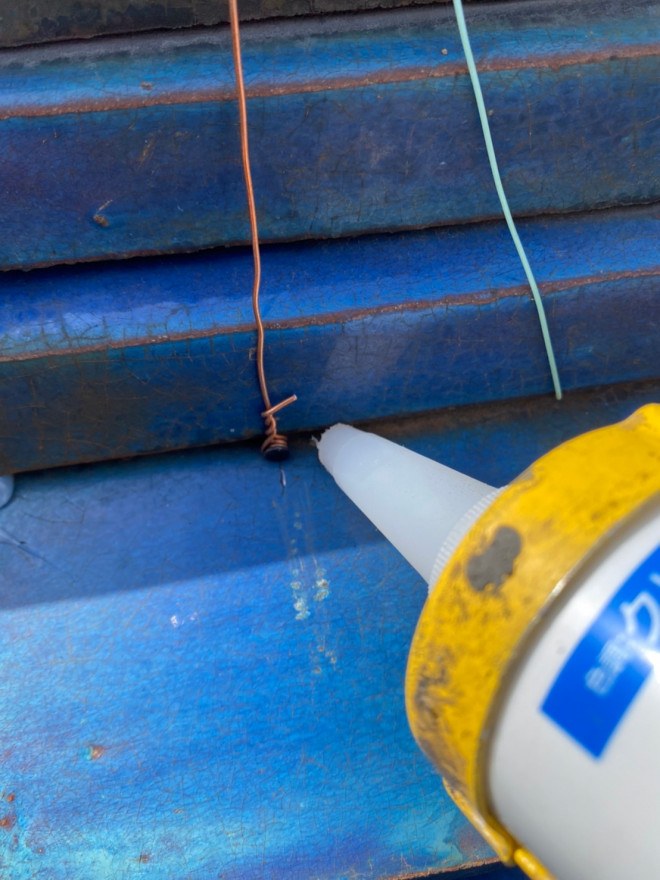 釘の頭にシーリング