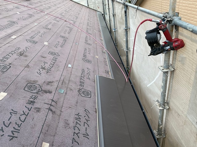 横暖ルーフS　施工