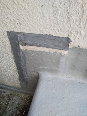 三島雨漏りコーキング処理後