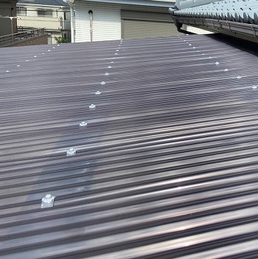 さいたま市岩槻にてサンルーム屋根取り付けの施工完了