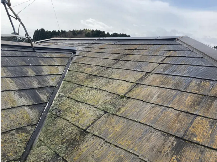 傷んだスレート屋根