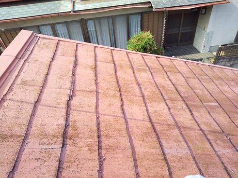 函南町で玄関・サッシ廻りから雨漏りのためカバー工法で解消