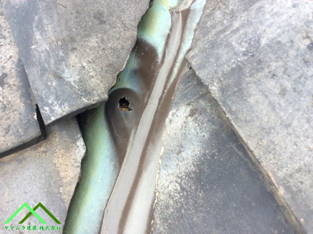 穴があいていた