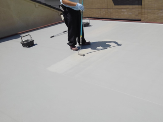 シートトップ100のA-4フォックスグレーで塗装