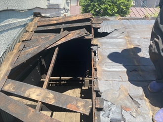 バラ板の野地板を撤去