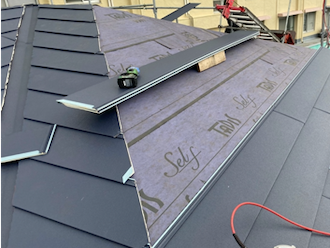 屋根材の設置