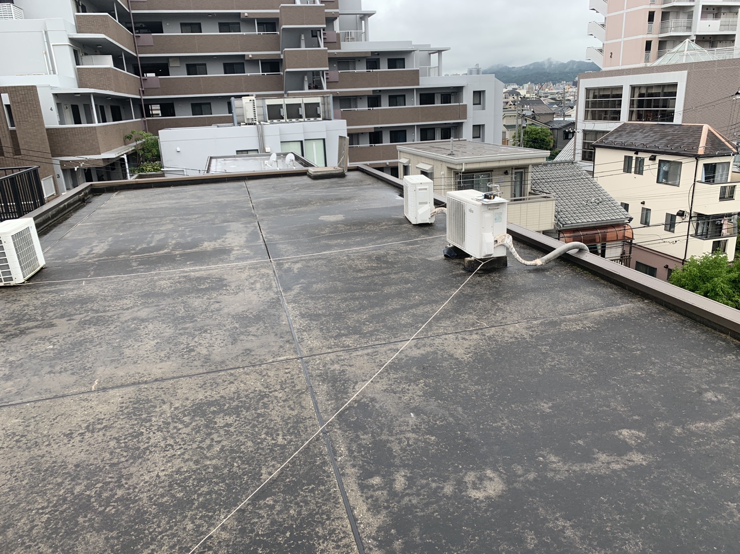 アスファルト防水の屋上（陸屋根）